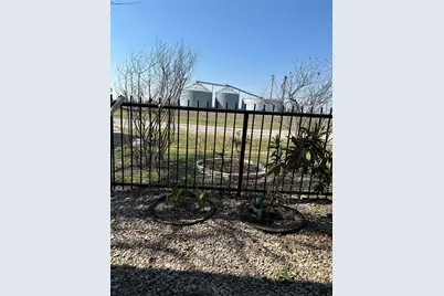 5716 Avenue C, Heidenheimer, TX 76501 - Photo 5