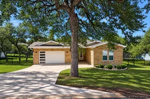20401 Rock Park Ln, Lago Vista, TX 78645 - Photo 1