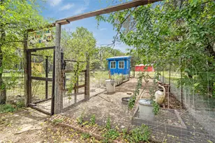 10133 Oliver Dr, Austin, TX 78737 - Photo 31