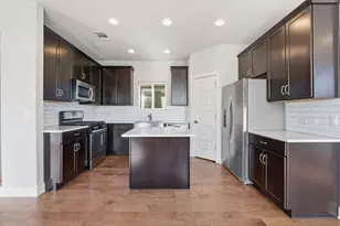 1912 Dinsdale Ln, Austin, TX 78741 - Photo 3