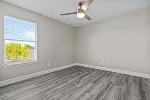 303 Quail Hollow Dr, Hutto, TX 78634 - Photo 21