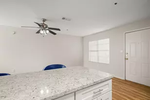 1013 W 23rd St, Austin, TX 78705 - Photo 9