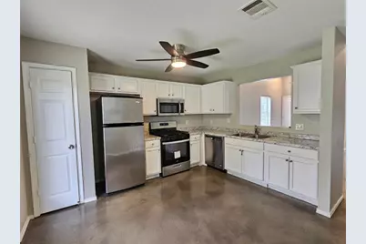 1701 Golden Sunrise Lane, Pflugerville, TX 78660 - Photo 7