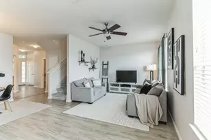 18712 Imperial Eagle Ln, Elgin, TX 78621 - Photo 5
