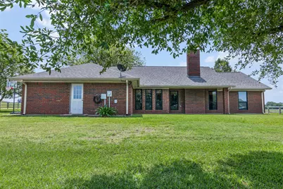 1016 County Road 306, Rockdale, TX 76567 - Photo 15