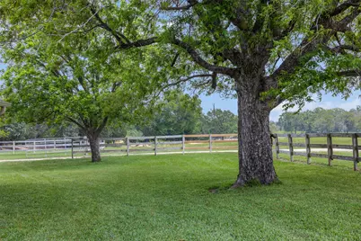 1016 County Road 306, Rockdale, TX 76567 - Photo 17