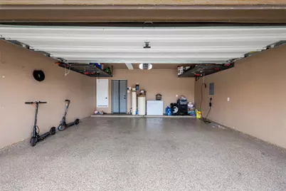 316 Carrington Street, Hutto, TX 78634 - Photo 31