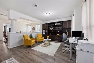 316 Carrington St, Hutto, TX 78634 - Photo 5