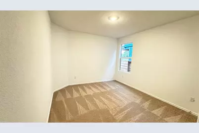 221 Carmello, Kyle, TX 78640 - Photo 5