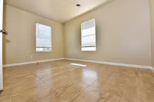 7605 Carriage Dr, Austin, TX 78752 - Photo 13