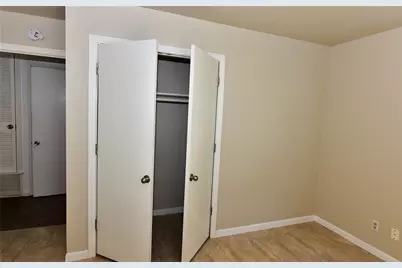 7605 Carriage Drive, Austin, TX 78752 - Photo 15