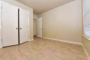 7605 Carriage Dr, Austin, TX 78752 - Photo 15