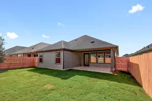 105 Malibu, Hutto, TX 78634 - Photo 25