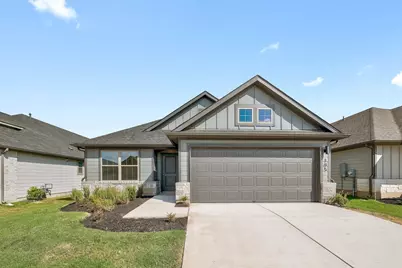 105 Malibu, Hutto, TX 78634 - Photo 1