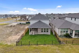 533 Bloomington Loop, Hutto, TX 78634 - Photo 35