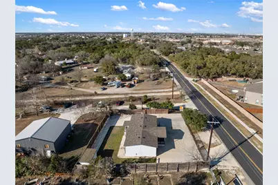 624 S Old Stagecoach Road, Kyle, TX 78640 - Photo 37