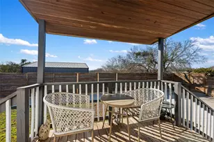 624 S Old Stagecoach Rd, Kyle, TX 78640 - Photo 25