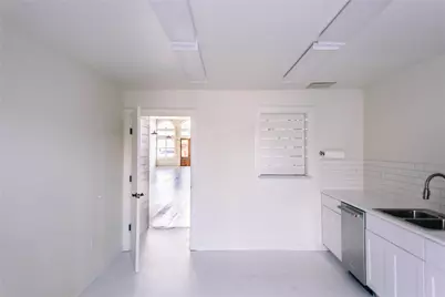 111 East Street, Hutto, TX 78634 - Photo 27