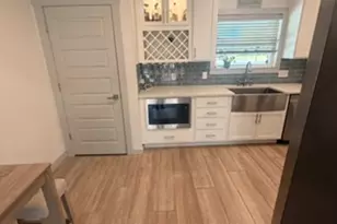 9205 Robins Nest Ln, Austin, TX 78729 - Photo 13