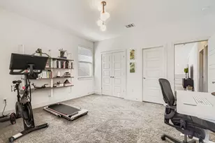 7205 Lysander Ct, Austin, TX 78741 - Photo 19