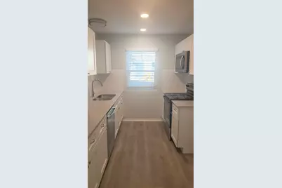 371 Fantail Loop #B, Austin, TX 78734 - Photo 7