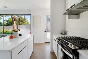 7505 Wynne Ln, Austin, TX 78745 - Photo 11