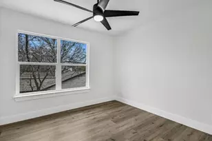 2704 Loyola Ln, Austin, TX 78723 - Photo 17