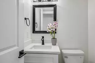 2704 Loyola Ln, Austin, TX 78723 - Photo 21