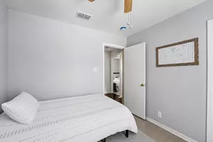 1106 Chesapeake Dr, Austin, TX 78758 - Photo 17