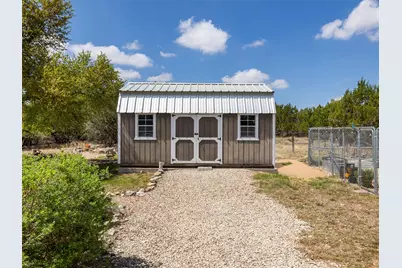 933 Beauchamp Road, Dripping Springs, TX 78620 - Photo 39