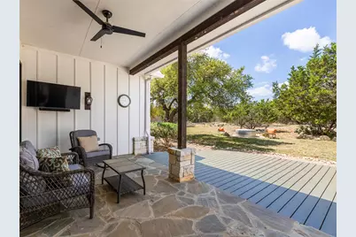 933 Beauchamp Road, Dripping Springs, TX 78620 - Photo 33