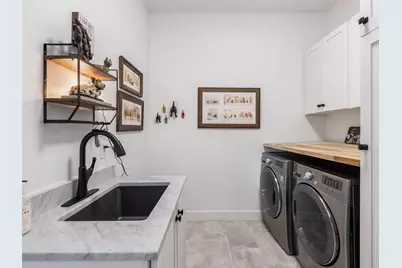 933 Beauchamp Road, Dripping Springs, TX 78620 - Photo 17