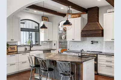 933 Beauchamp Road, Dripping Springs, TX 78620 - Photo 11