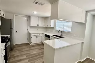 8400 Spring Valley Dr, Austin, TX 78736 - Photo 15