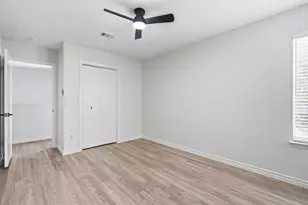 8400 Spring Valley Dr, Austin, TX 78736 - Photo 19