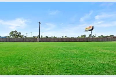 127 Union Pacific Drive, Cedar Creek, TX 78612 - Photo 29
