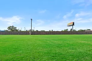 127 Union Pacific Dr, Cedar Creek, TX 78612 - Photo 29