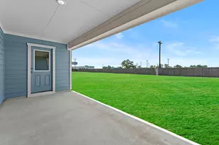 127 Union Pacific Dr, Cedar Creek, TX 78612 - Photo 31