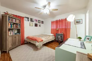 304 E 34th St, Austin, TX 78705 - Photo 13