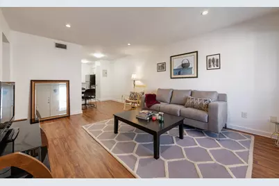 304 E 34th Street, Austin, TX 78705 - Photo 5