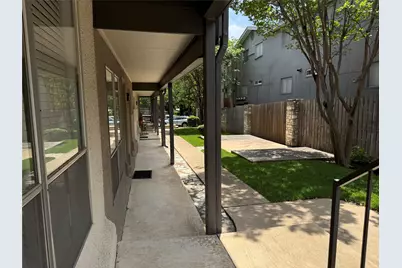 304 E 34th Street, Austin, TX 78705 - Photo 17