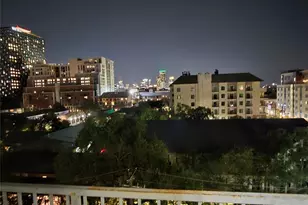 910 W 25th St, Austin, TX 78705 - Photo 17