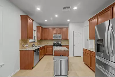 17804 Linkhill Drive, Dripping Springs, TX 78620 - Photo 11