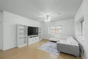 17804 Linkhill Dr, Dripping Springs, TX 78620 - Photo 9