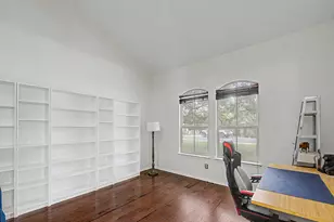 17804 Linkhill Dr, Dripping Springs, TX 78620 - Photo 5