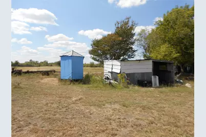 377 Crooked Road, Dale, TX 78616 - Photo 33