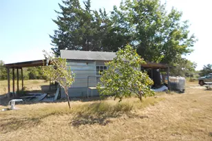 377 Crooked Rd, Dale, TX 78616 - Photo 5