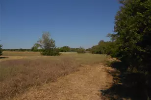 377 Crooked Rd, Dale, TX 78616 - Photo 23