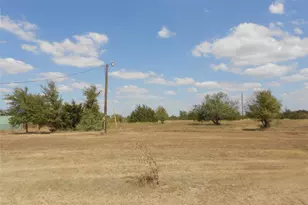 377 Crooked Rd, Dale, TX 78616 - Photo 37
