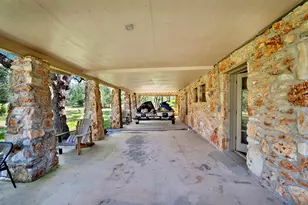 8015 Ozark Dr, San Marcos, TX 78666 - Photo 5